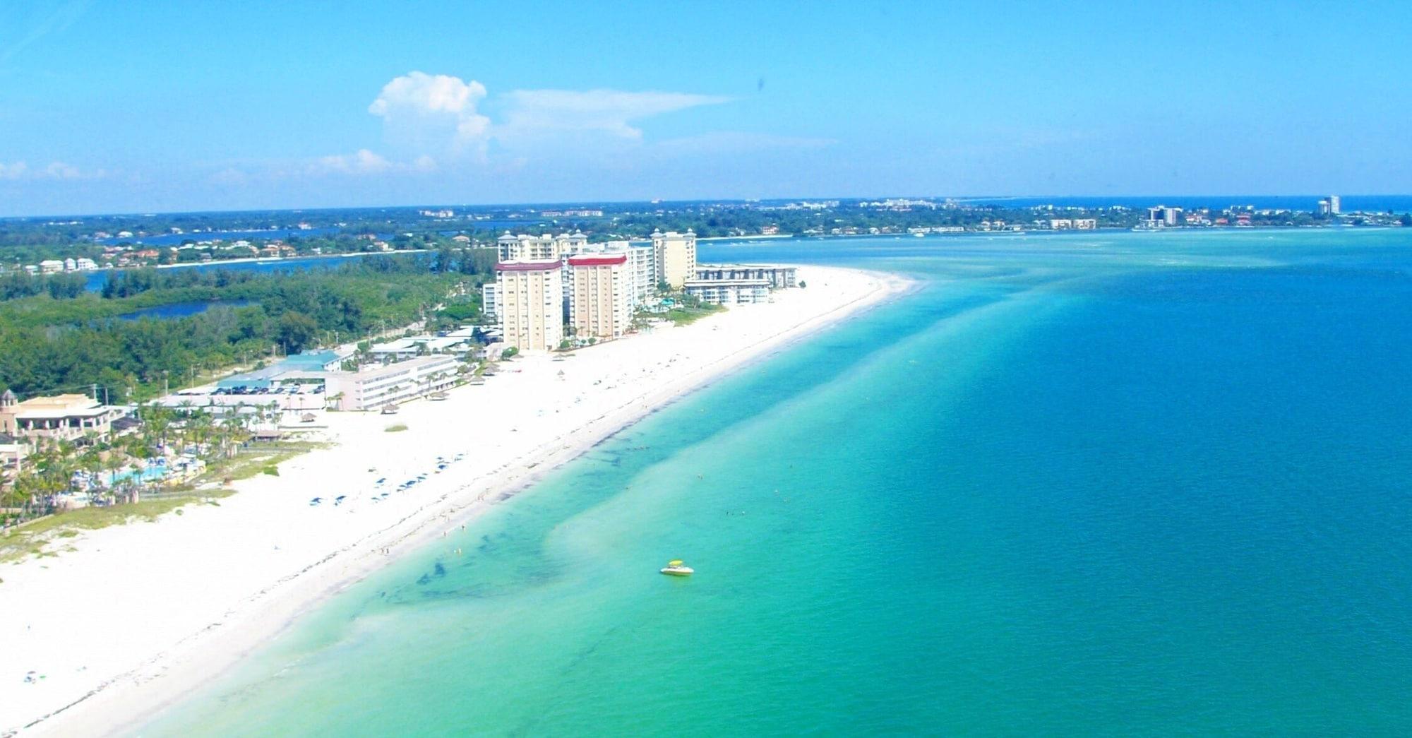 Ameniti Bay - Best Western Signature Collection Fruitville Экстерьер фото